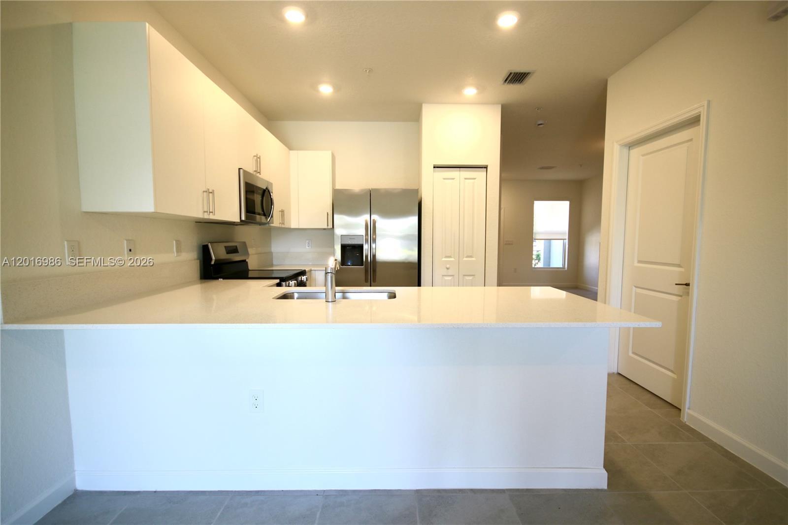 18426 SW 2nd St, Pembroke Pines FL 33029 photo 3