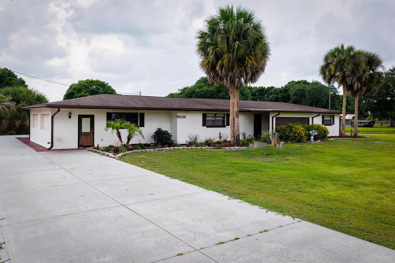 11405 NW 2nd Terrace, Okeechobee FL 34972 photo 3