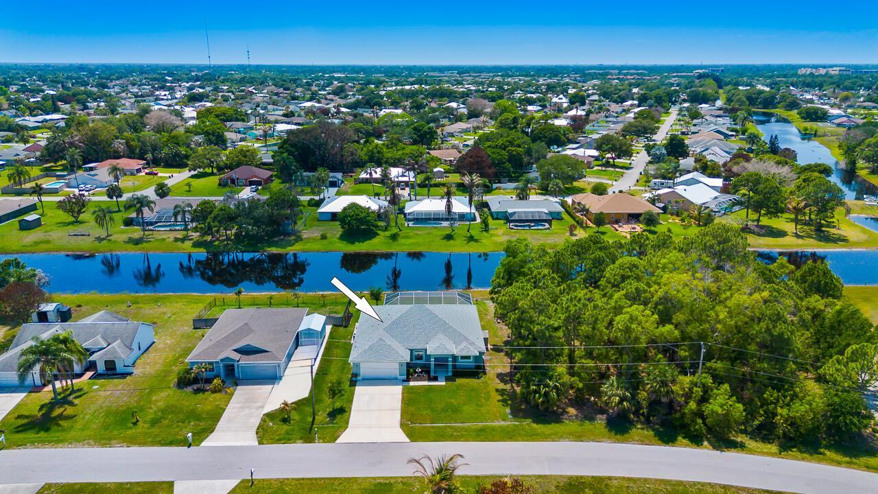 2549 SE Lyman Circle, Port St. Lucie FL 34952 photo 2