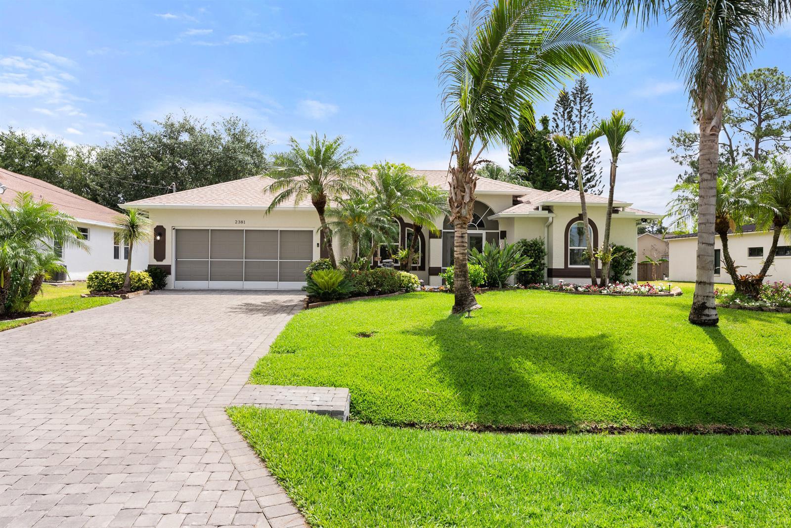 2381 SW Indigo Lane, Port St. Lucie FL 34953 photo 2