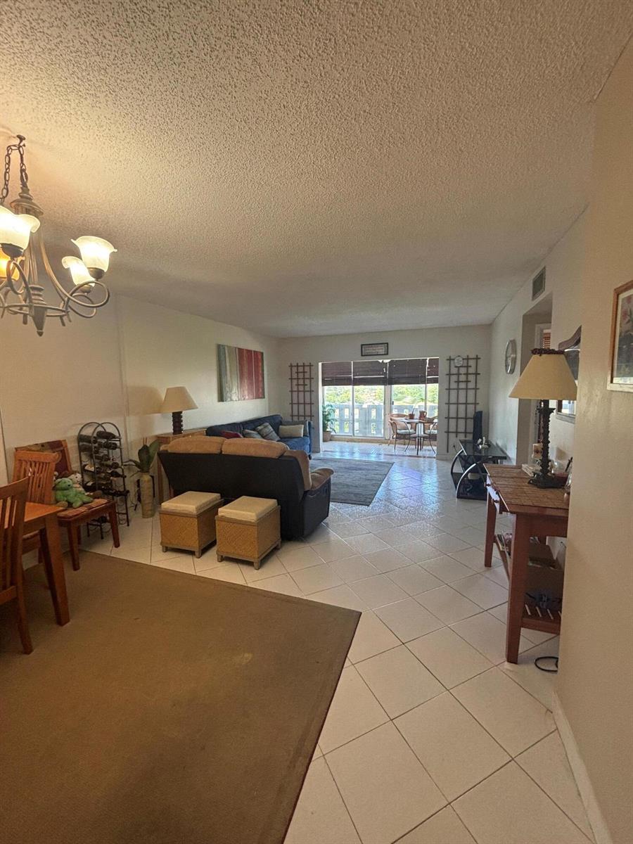 4350 Hillcrest Drive # 704, Hollywood FL 33021 photo 3