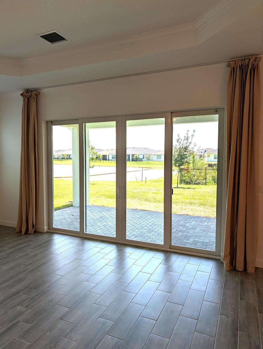 1332 SE Willow Oaks Street, Port St. Lucie FL 34984 photo 5