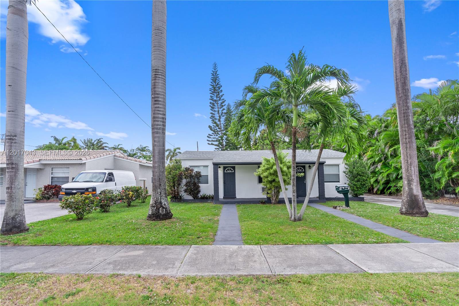 Hallandale Beach, FL 33009 photo 4