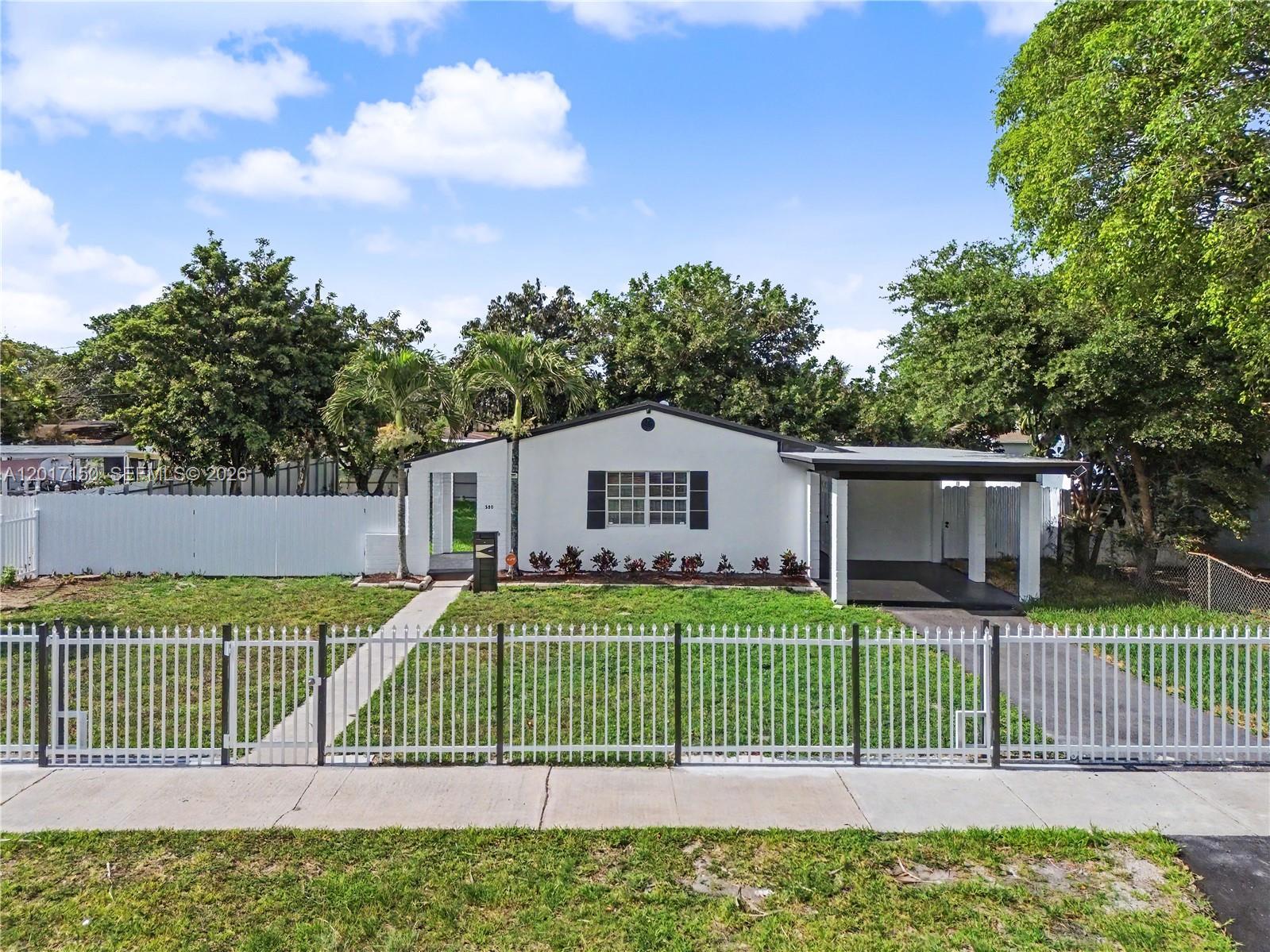580 NW 194th Ter, Miami Gardens FL 33169 photo 4