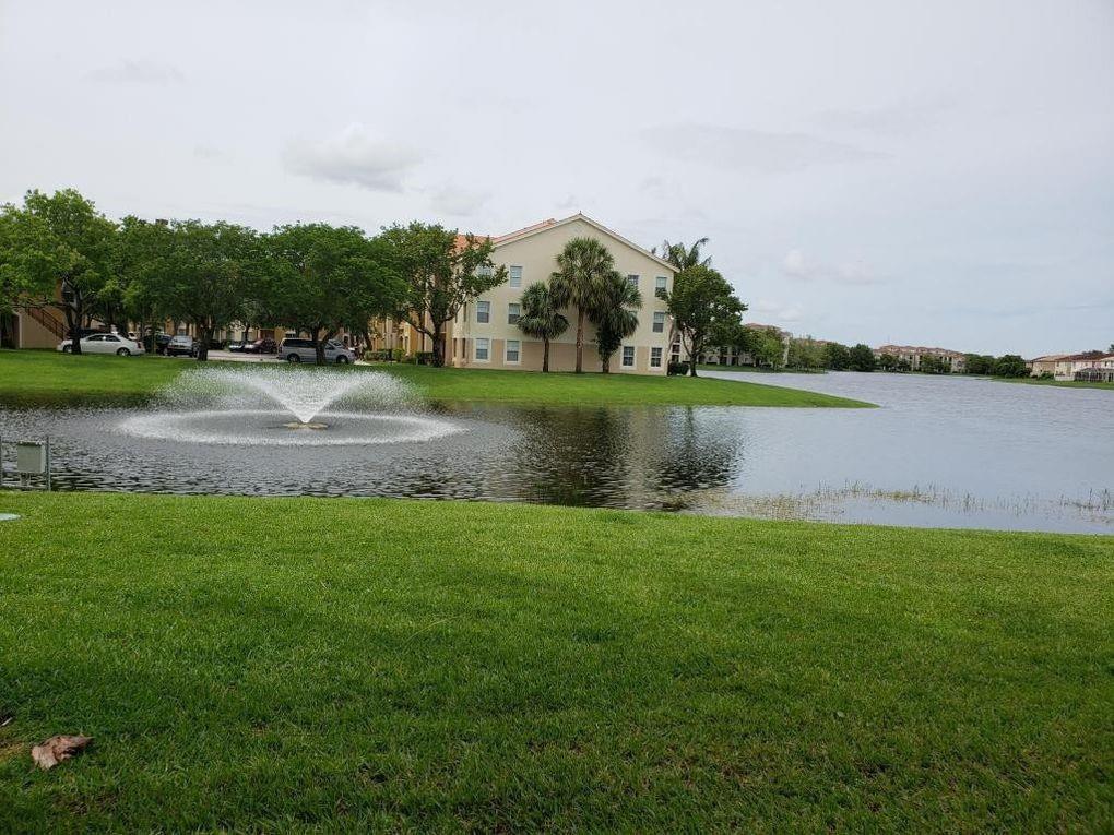 4190 San Marino Boulevard # 106, West Palm Beach FL 33409 photo 3
