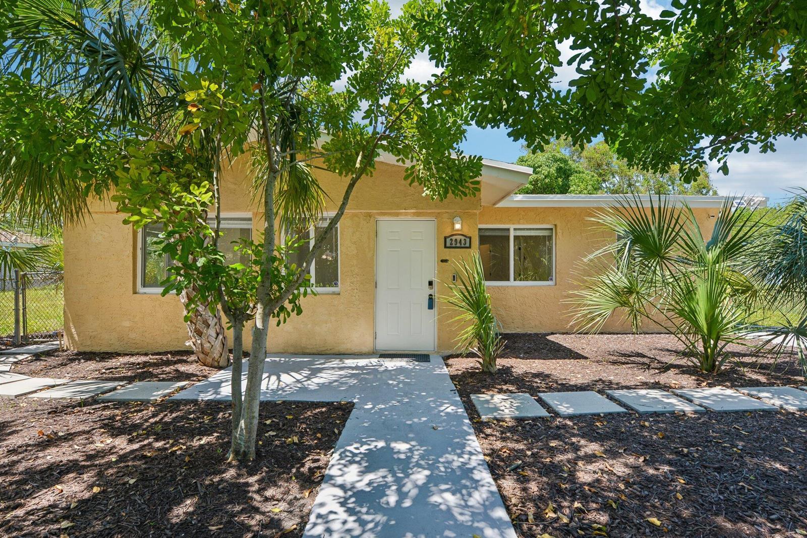 2943 NW 13th Street, Fort Lauderdale FL 33311