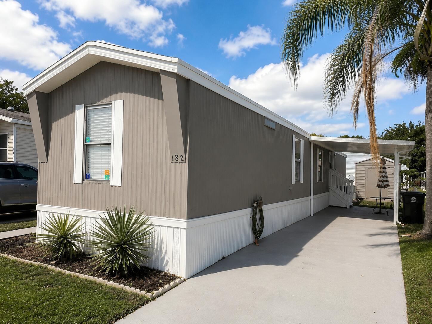 182 Plantation Boulevard, FL 33467 photo 2