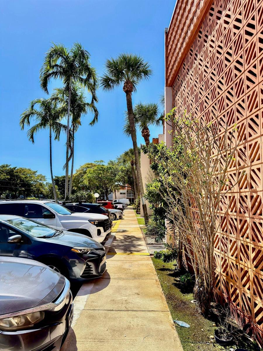 7610 Stirling Road # 204c, Davie FL 33024 photo 3