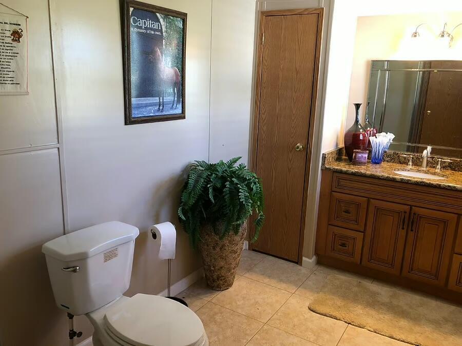 6741 NW 193rd Street, FL 32686 photo 5
