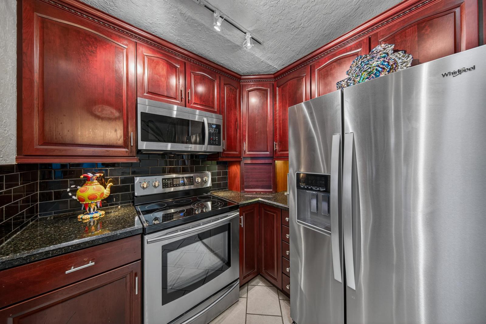 3068 S Oakland Forest Drive # 806, Oakland Park FL 33309 photo 5