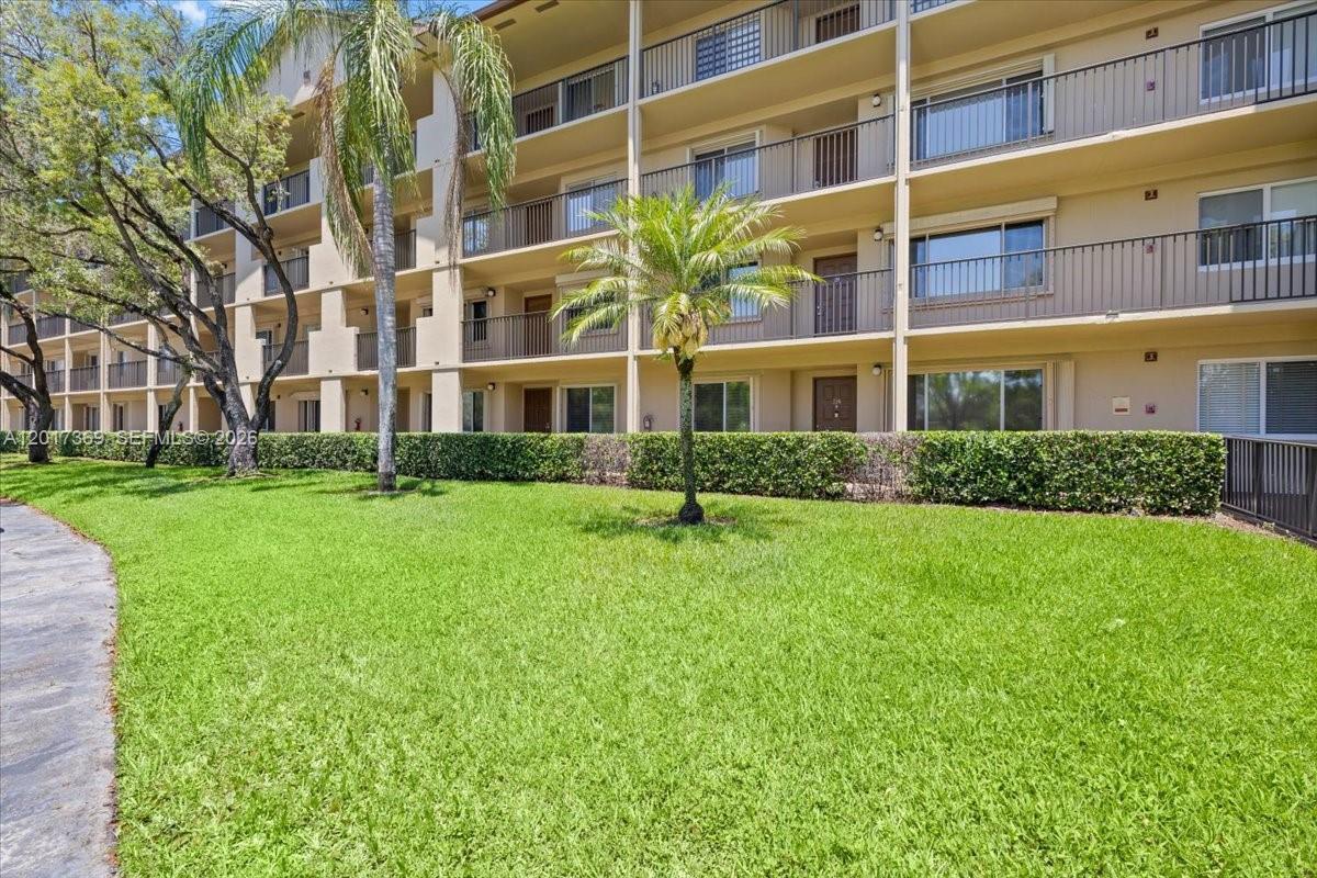 1351 SW 141st Ave # 213G, Pembroke Pines FL 33027 photo 2