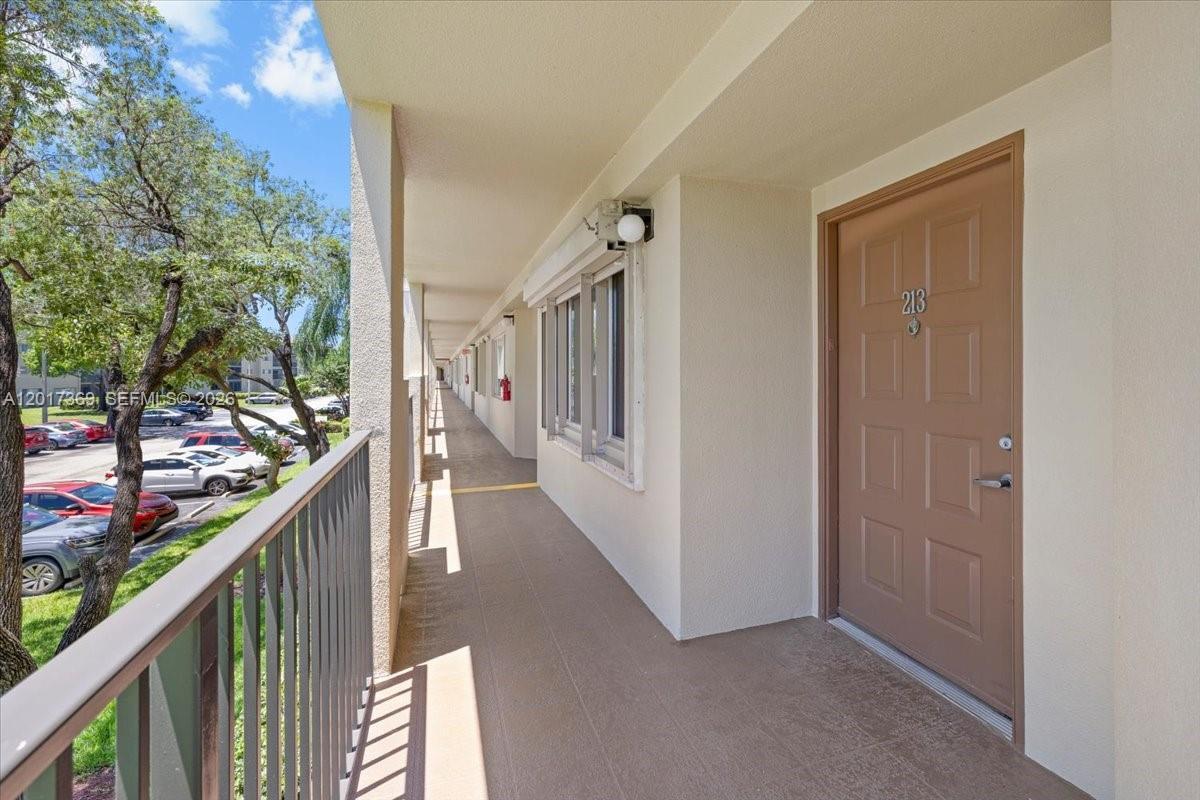 1351 SW 141st Ave # 213G, Pembroke Pines FL 33027 photo 4