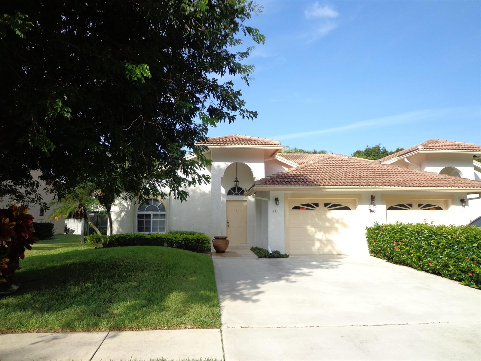 1141 Mulberry Place, Wellington FL 33414