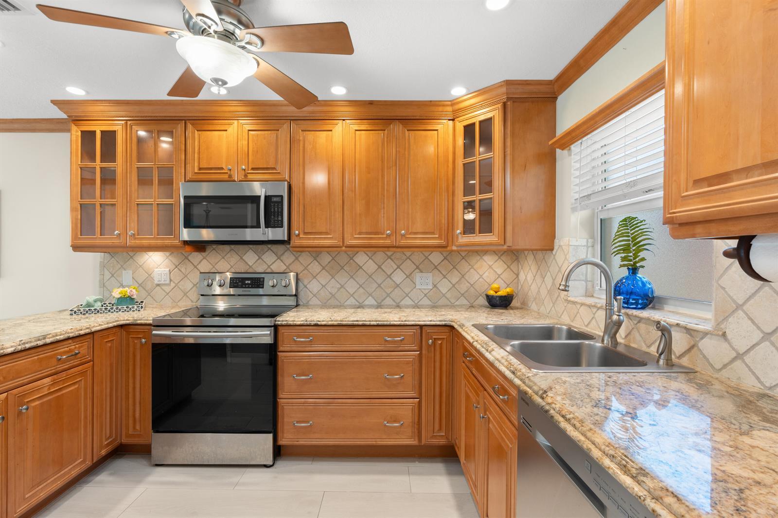 2820 NE 59th Street, Fort Lauderdale FL 33308 photo 3