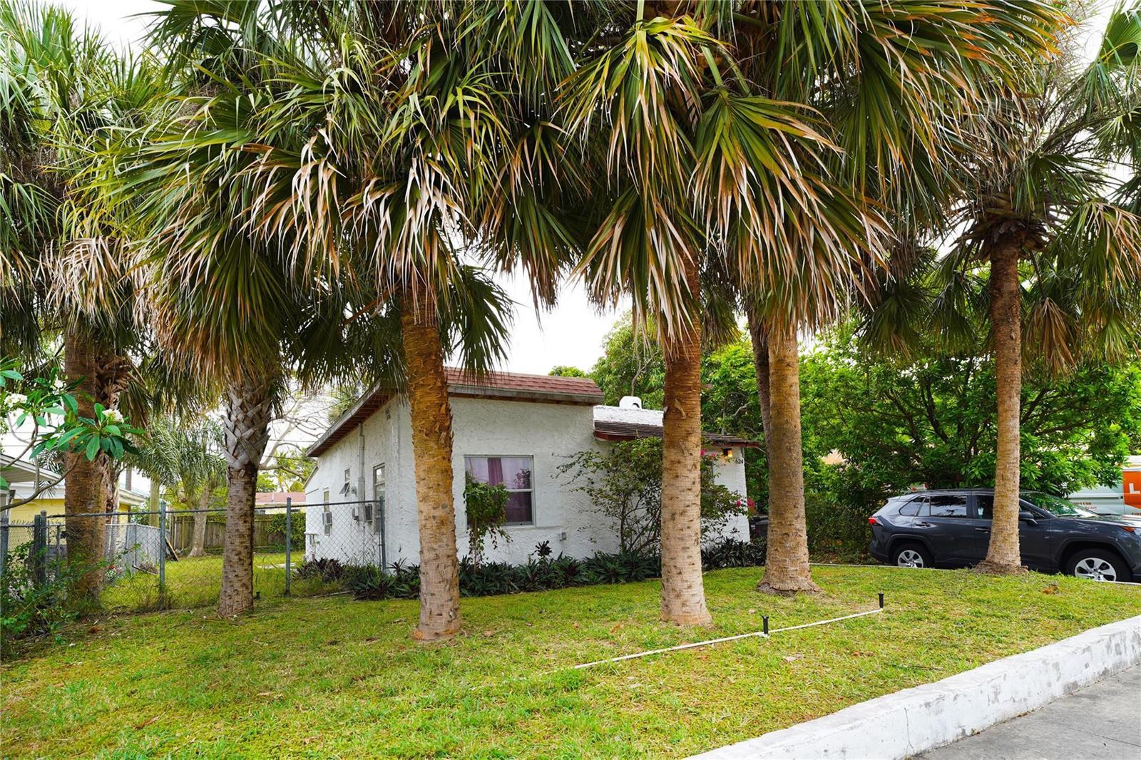 624 51st Street, West Palm Beach FL 33407 photo 4