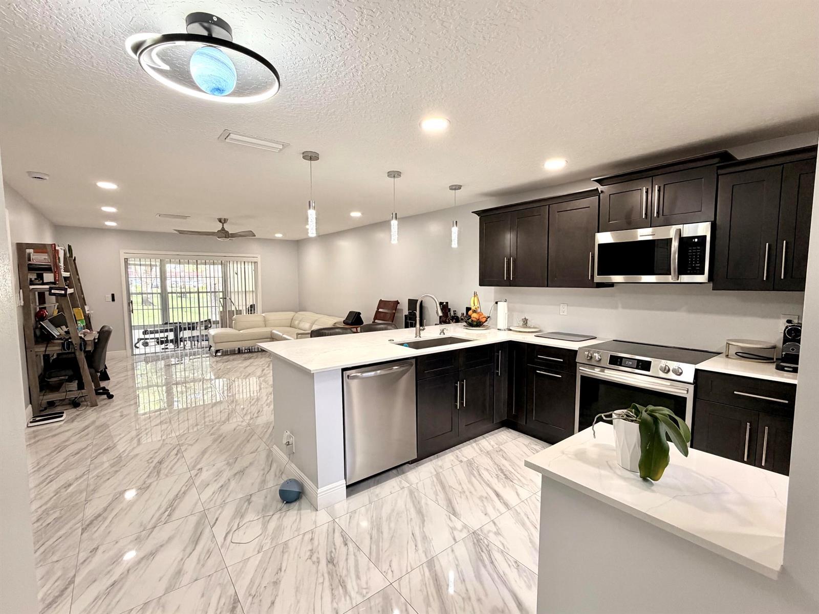 201 Lake Dora Drive, West Palm Beach FL 33411 photo 2
