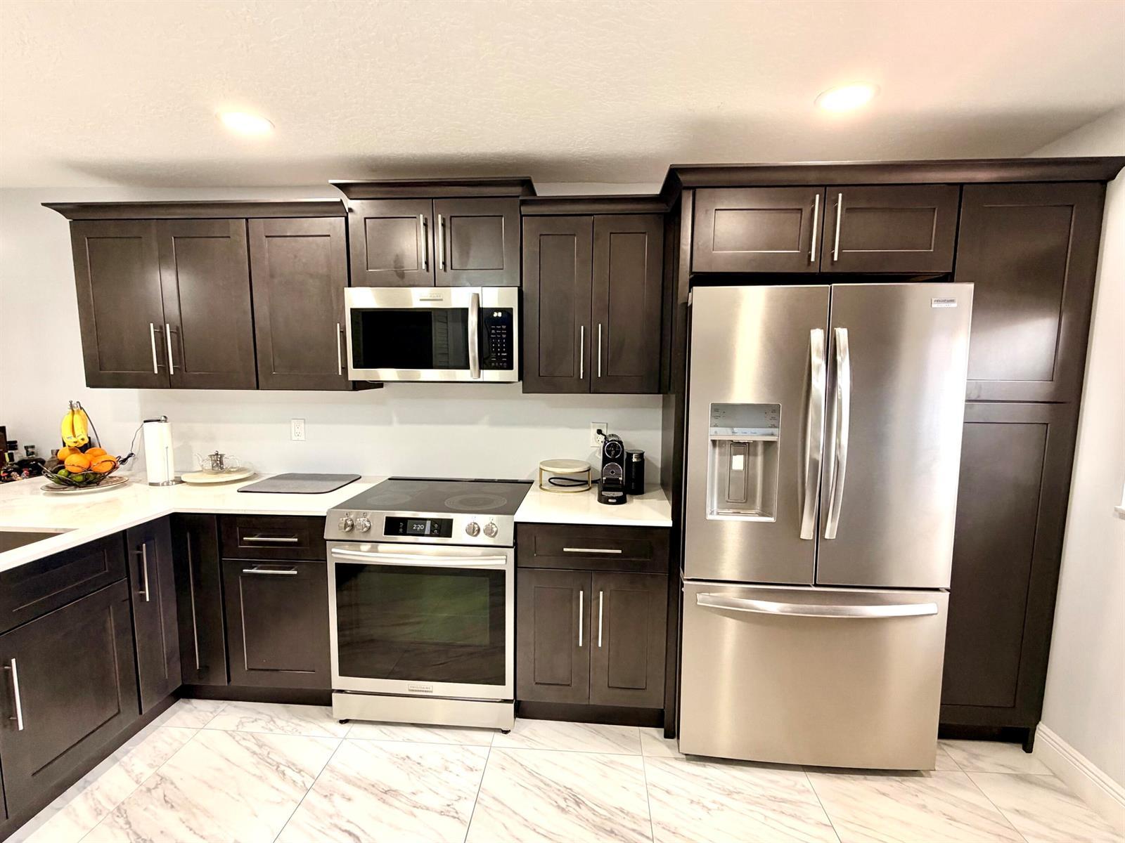 201 Lake Dora Drive, West Palm Beach FL 33411 photo 5