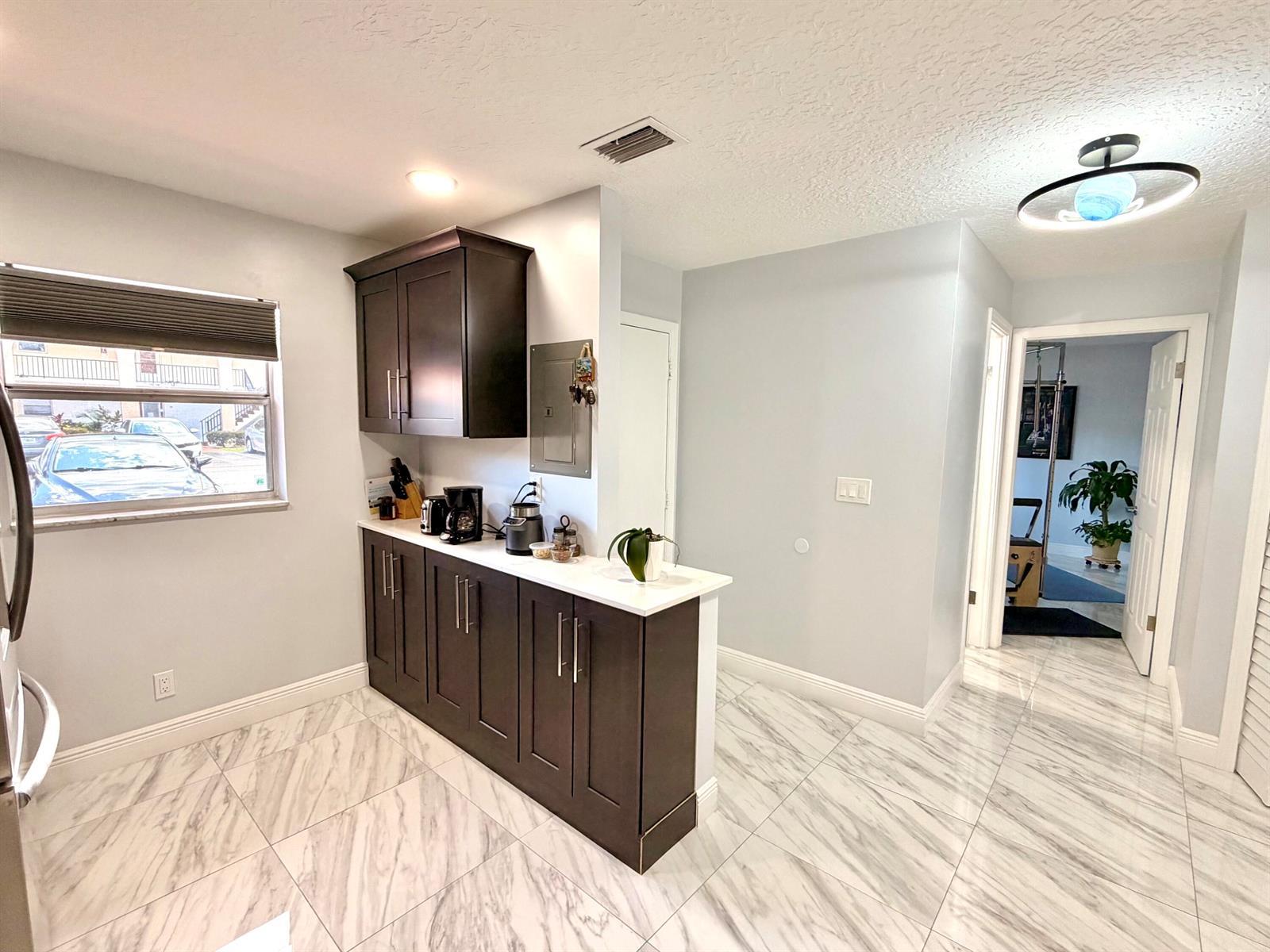 201 Lake Dora Drive, West Palm Beach FL 33411 photo 4