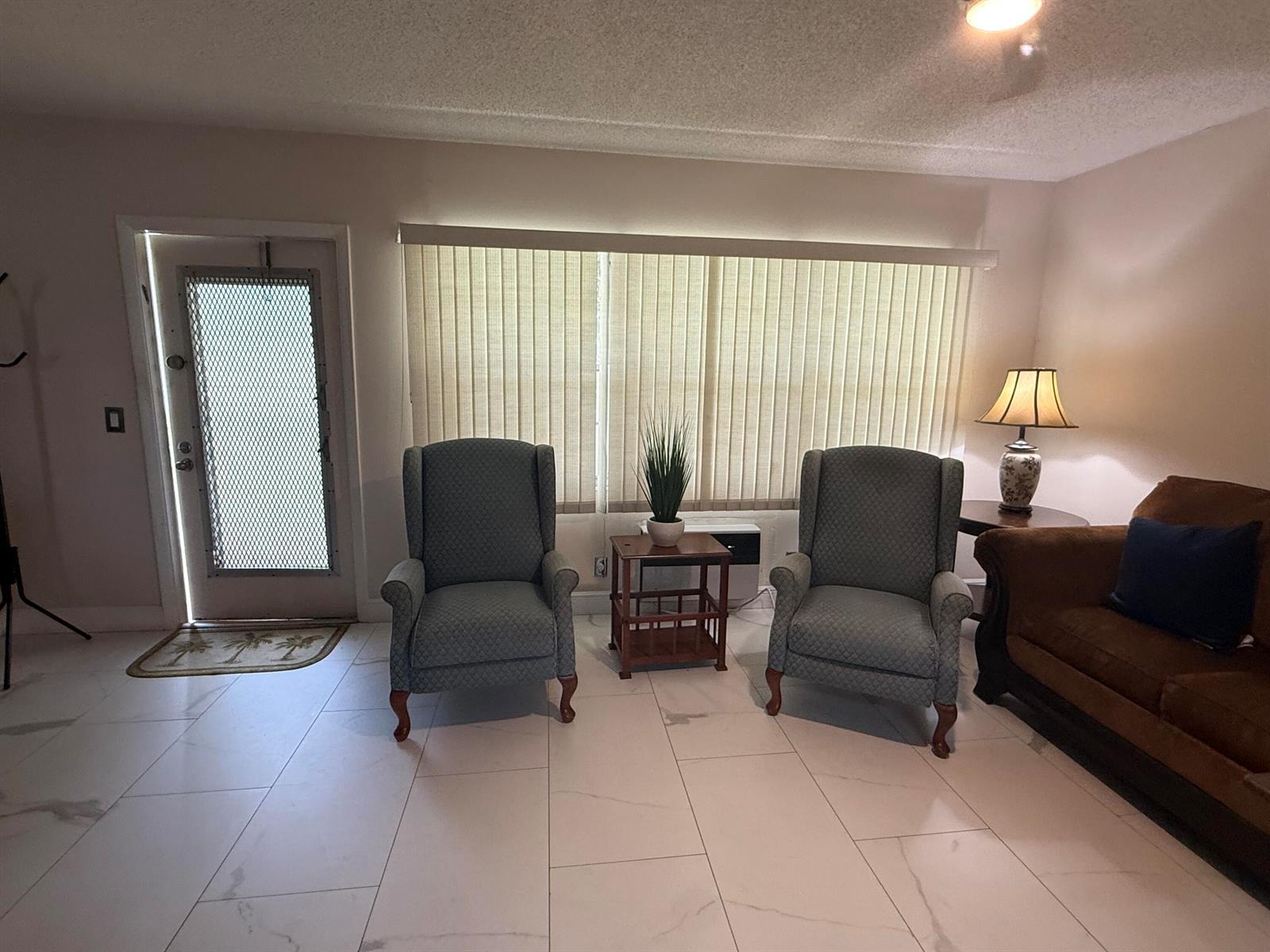 314 Dorset H, Boca Raton FL 33434 photo 2