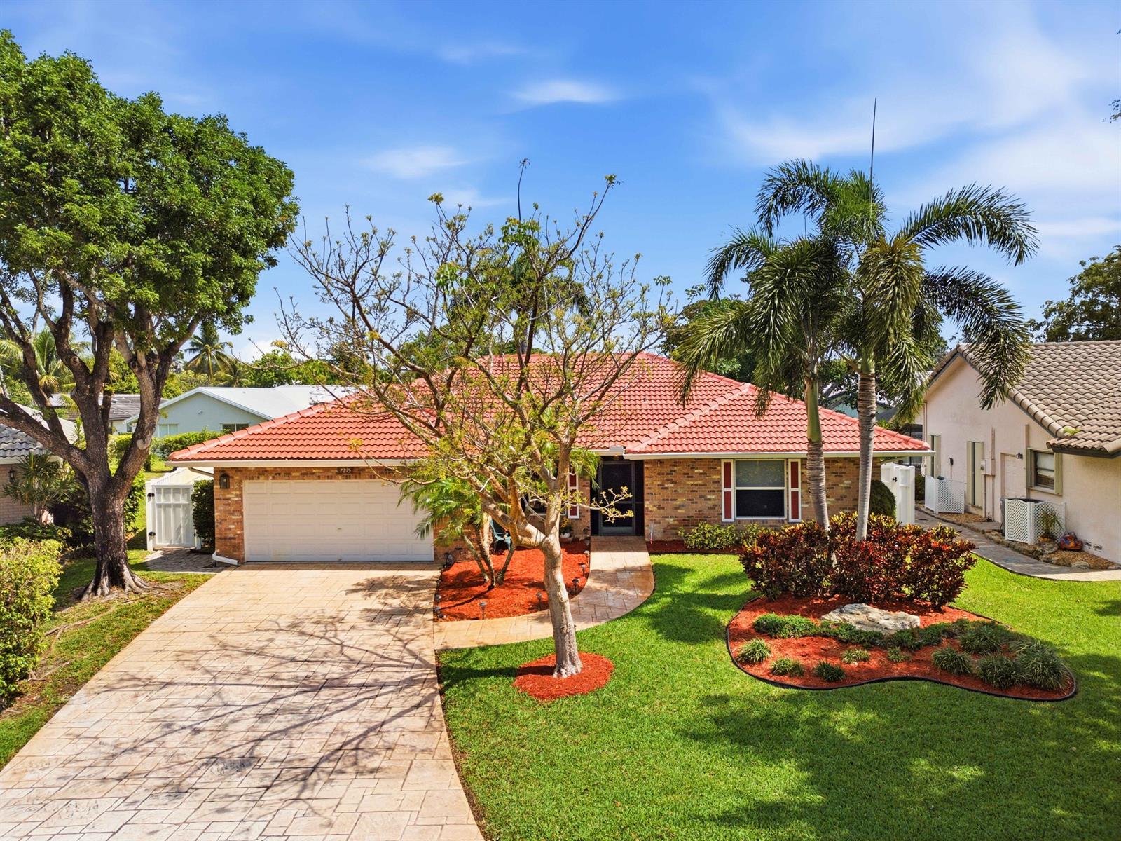 7215 NW 43rd Street, Coral Springs FL 33065 photo 2