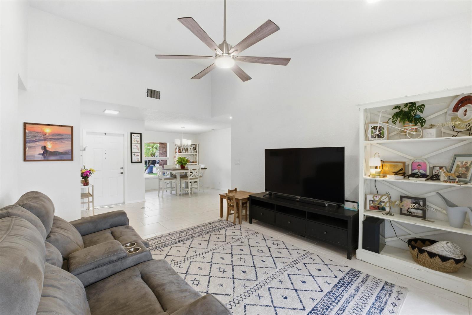 7215 NW 43rd Street, Coral Springs FL 33065 photo 5