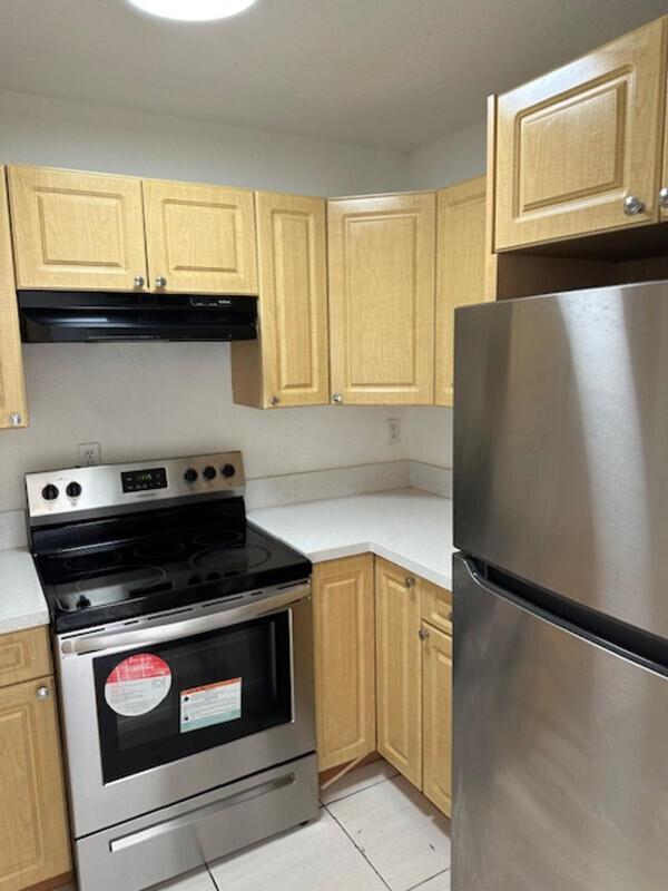 1095 W 77th Street # 202, Hialeah FL 33014 photo 5