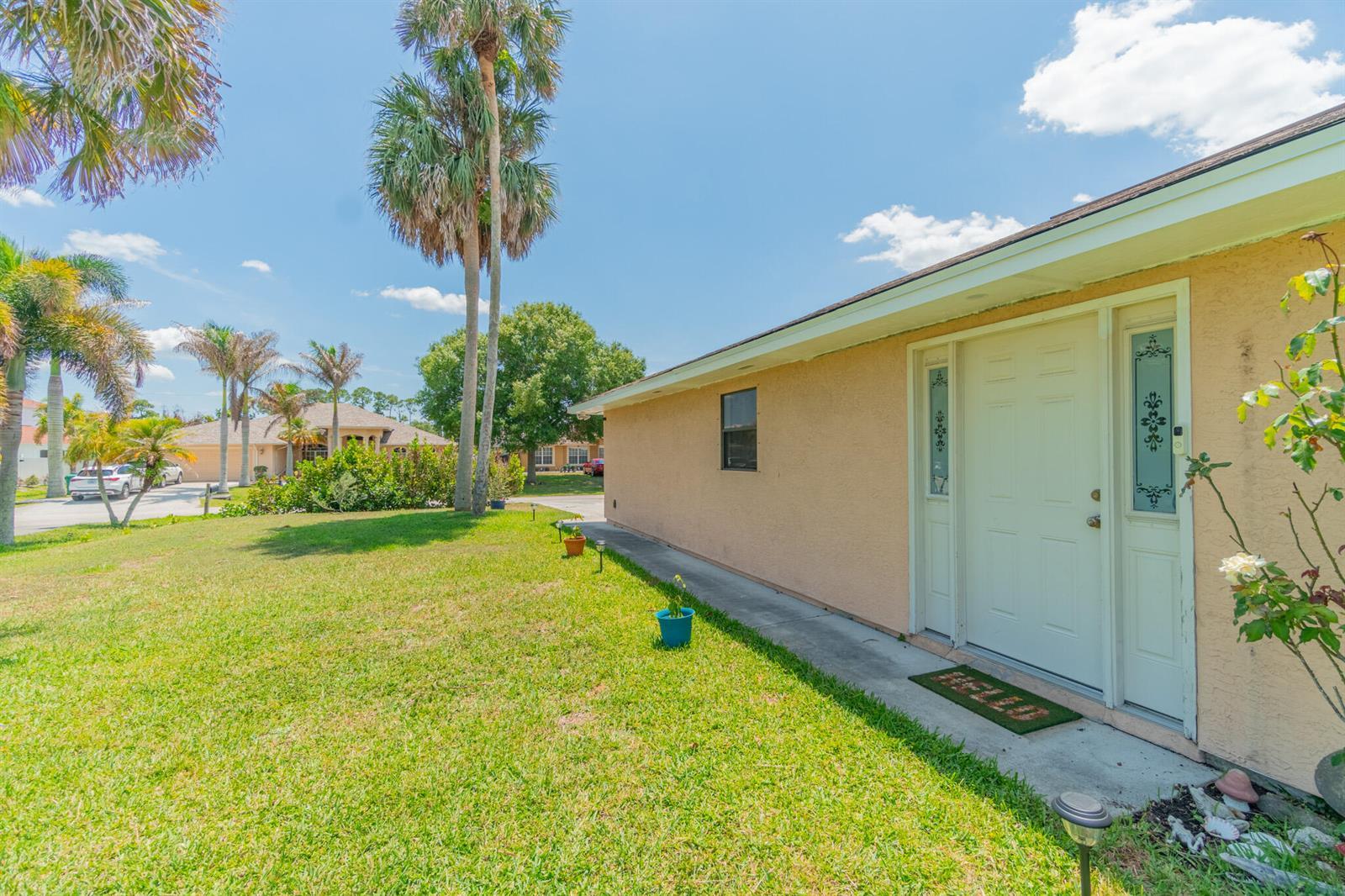 1573 SW Dycus Avenue, Port St. Lucie FL 34953 photo 5