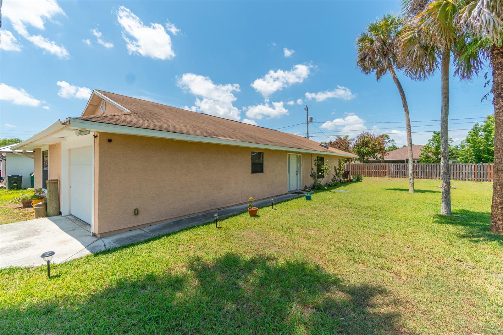 1573 SW Dycus Avenue, Port St. Lucie FL 34953 photo 4