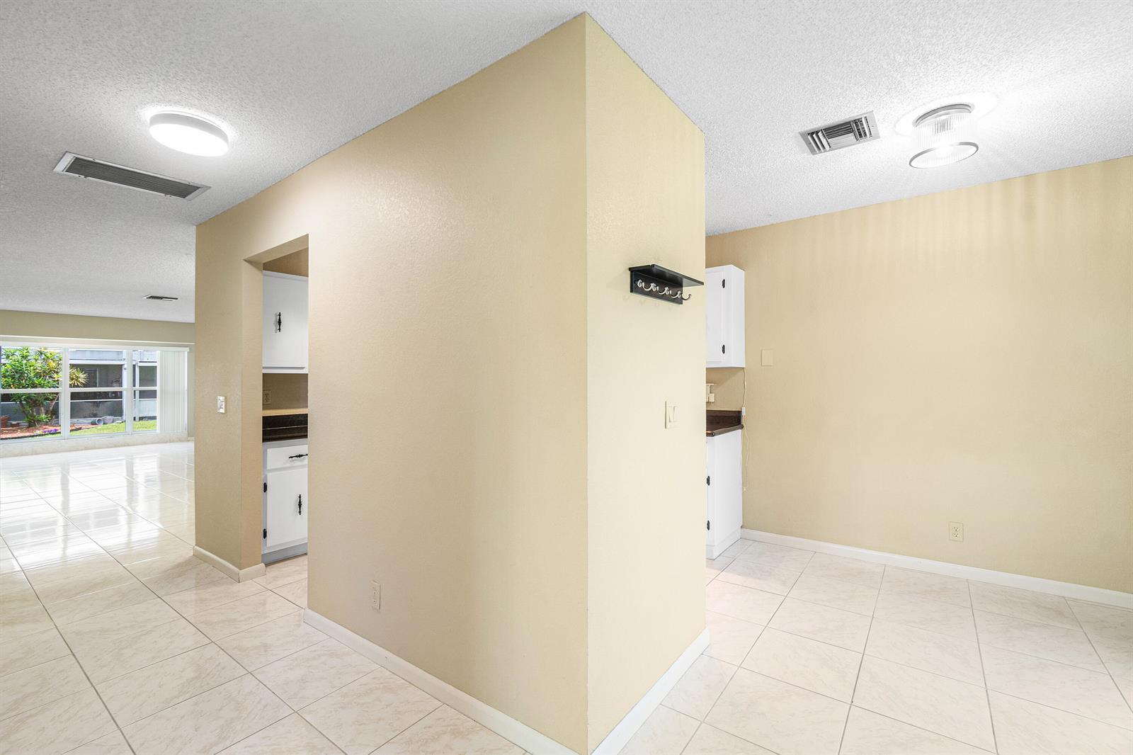 1641 NW 19th Terrace # a, Delray Beach FL 33445 photo 3