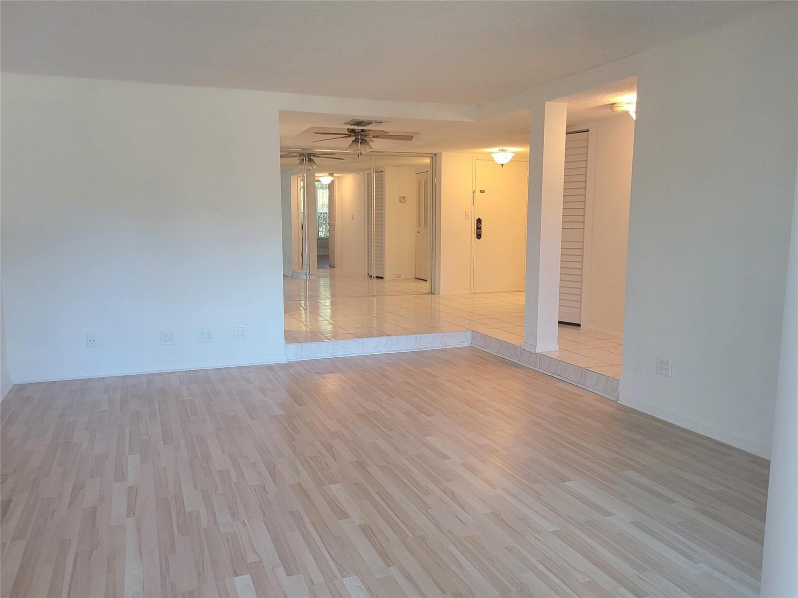 3650 Inverrary Drive # 1u, Lauderhill FL 33319 photo 2