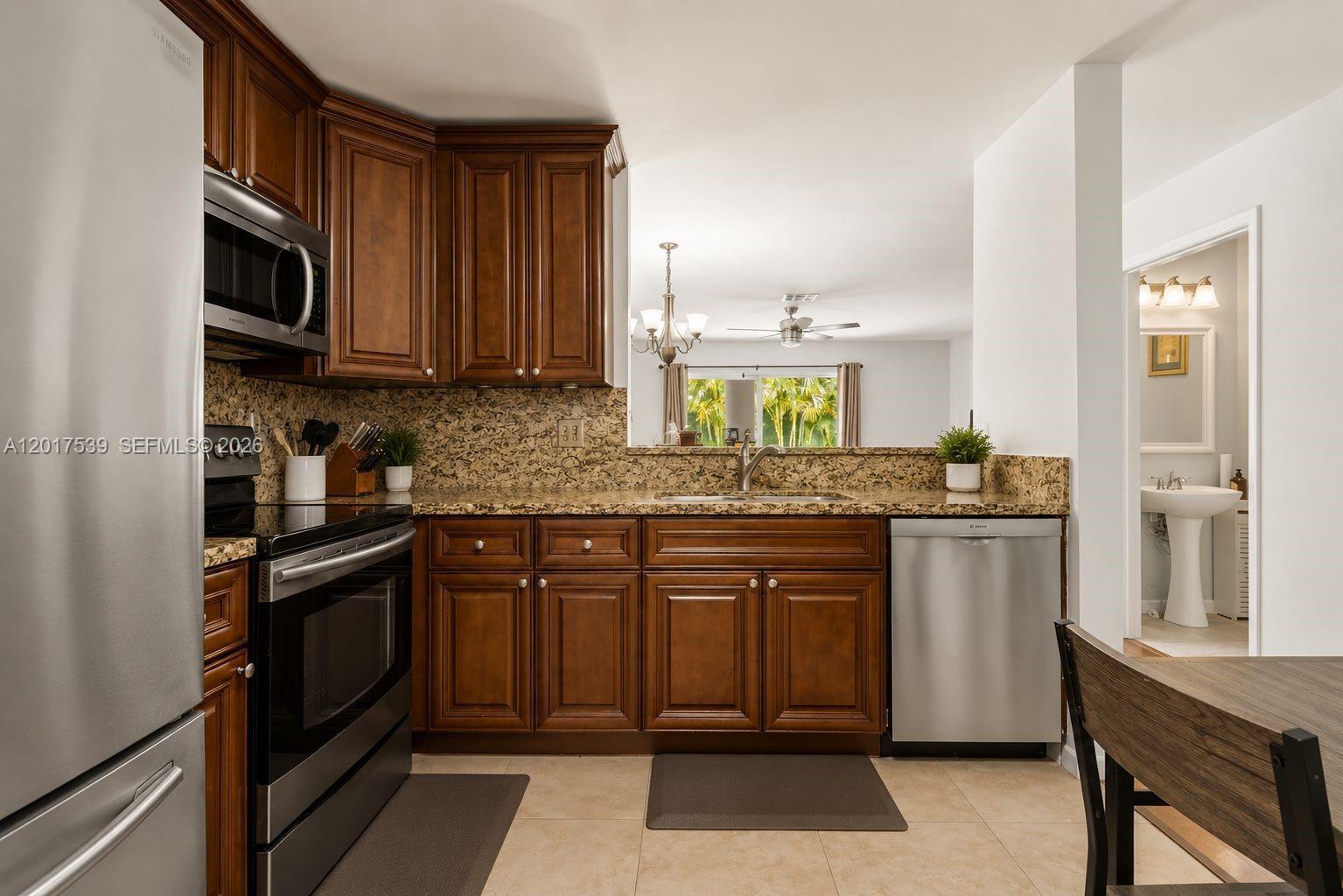 9770 Kamena Cir, Boynton Beach FL 33436 photo 3
