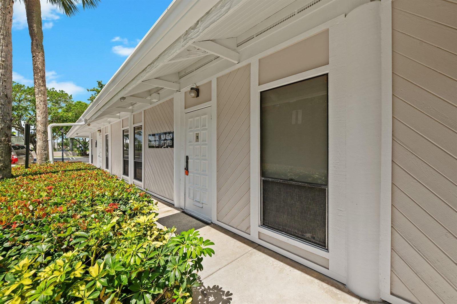 1501 Presidential Way # 11, West Palm Beach FL 33401 photo 3