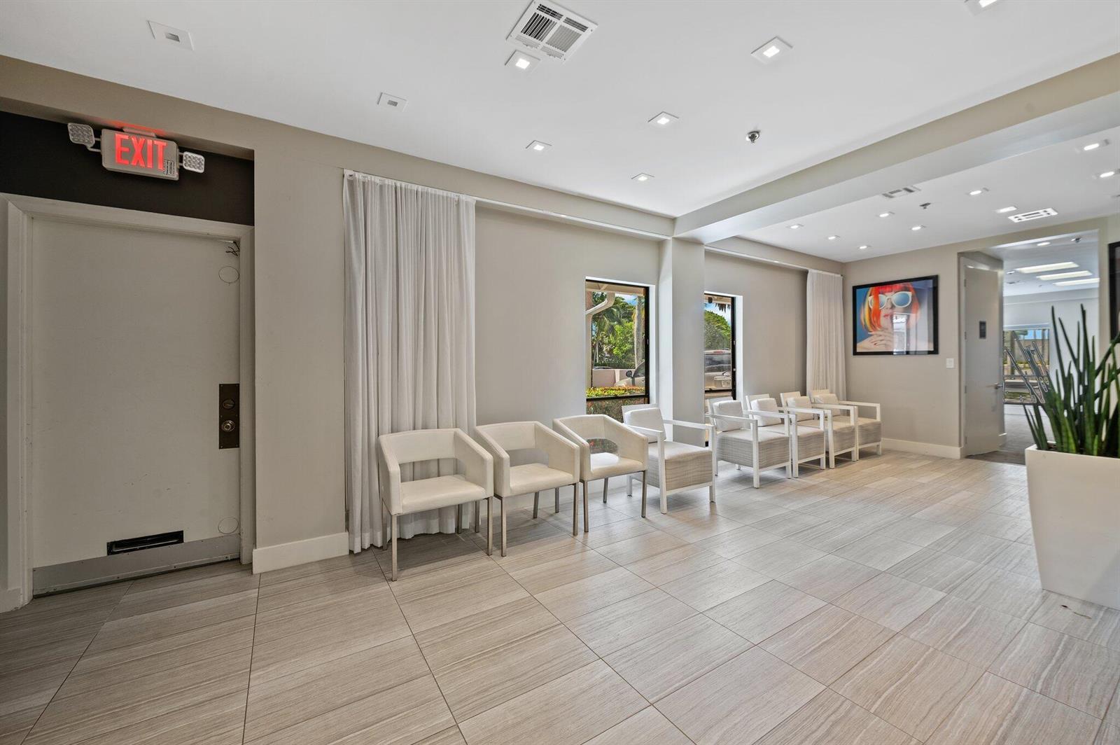 1501 Presidential Way # 11, West Palm Beach FL 33401 photo 5