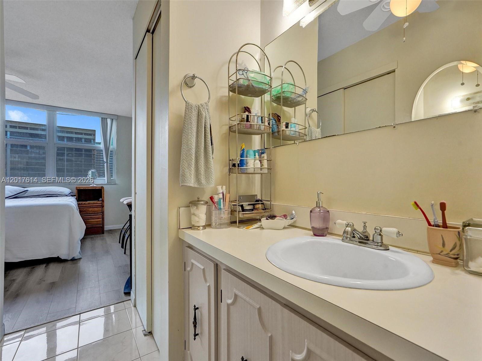 3113 S Ocean Dr # 603, Hallandale Beach FL 33009 photo 3