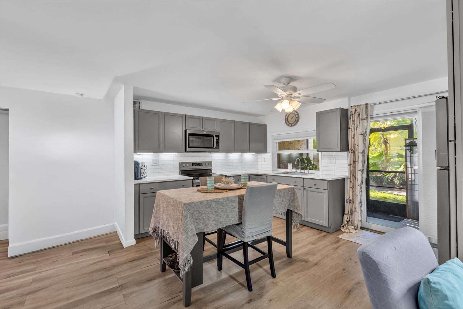 5314 NE 6 Avenue # E20, Oakland Park FL 33334 photo 5