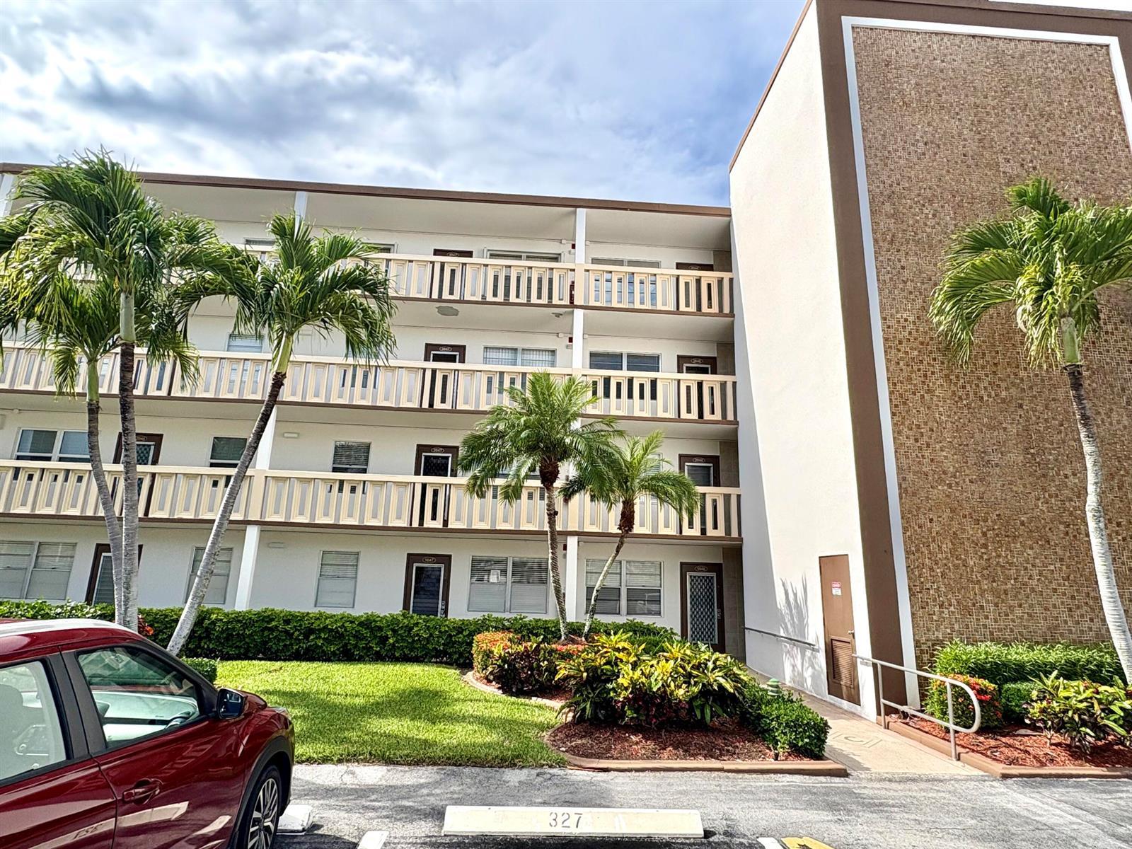 4046 Guildford C, Boca Raton FL 33434 photo 3