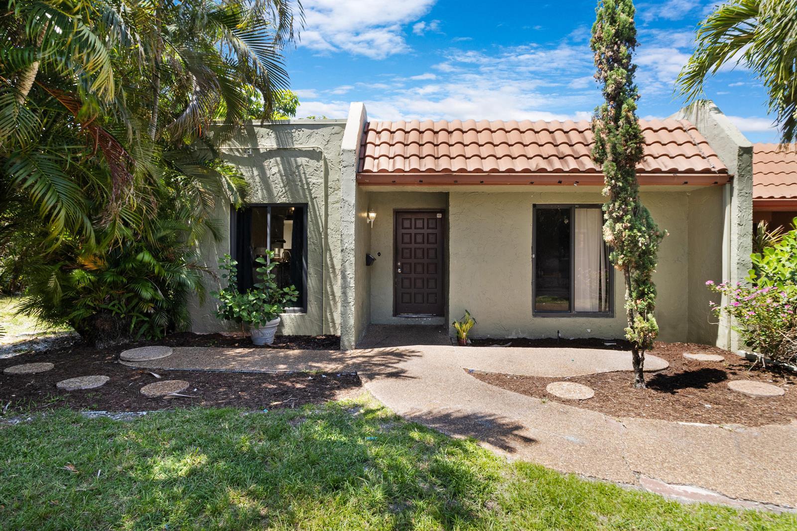 153 SE 7th Street # 1, Deerfield Beach FL 33441 photo 2