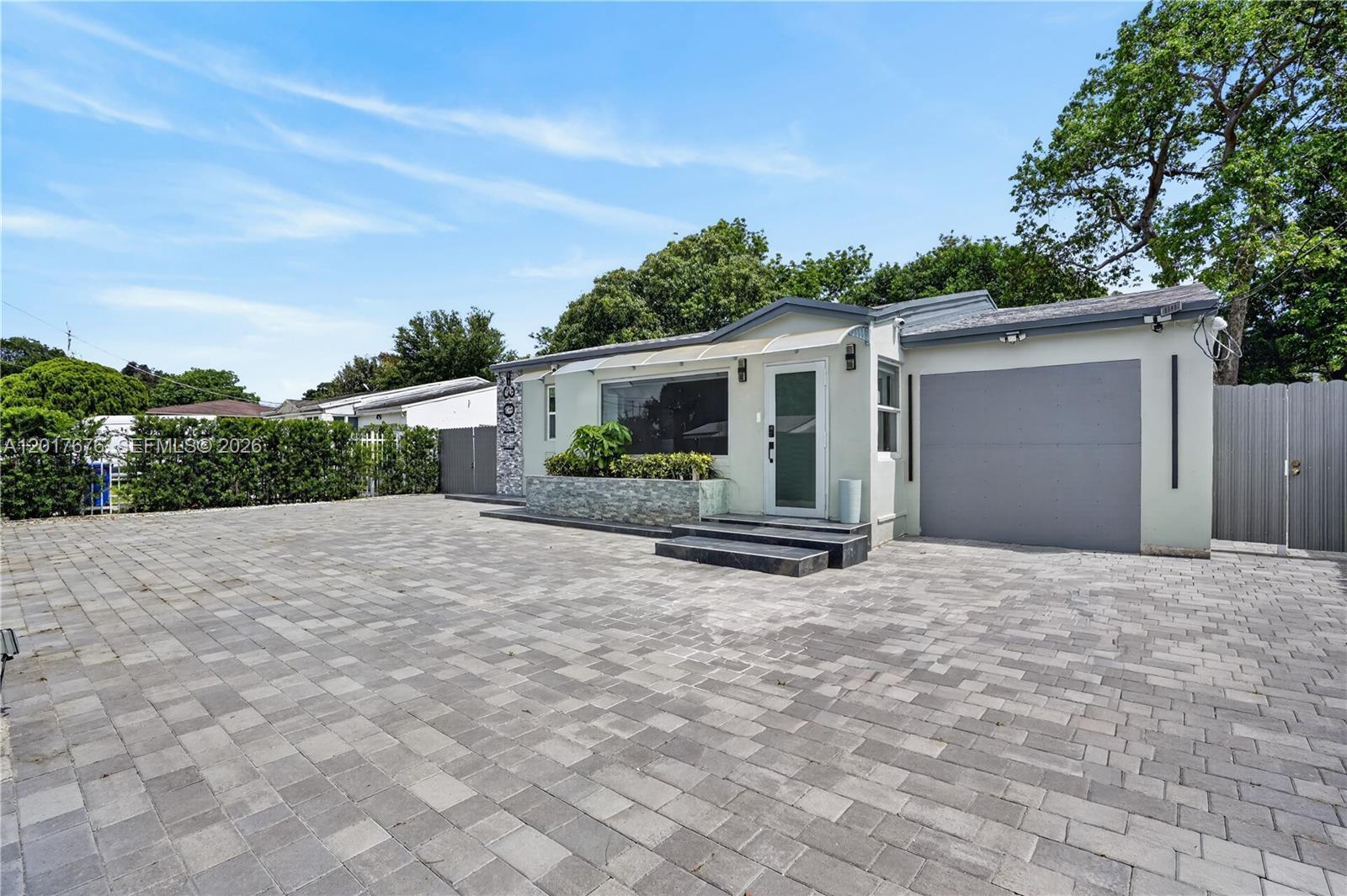1130 NW 57th St, Miami FL 33127 photo 4
