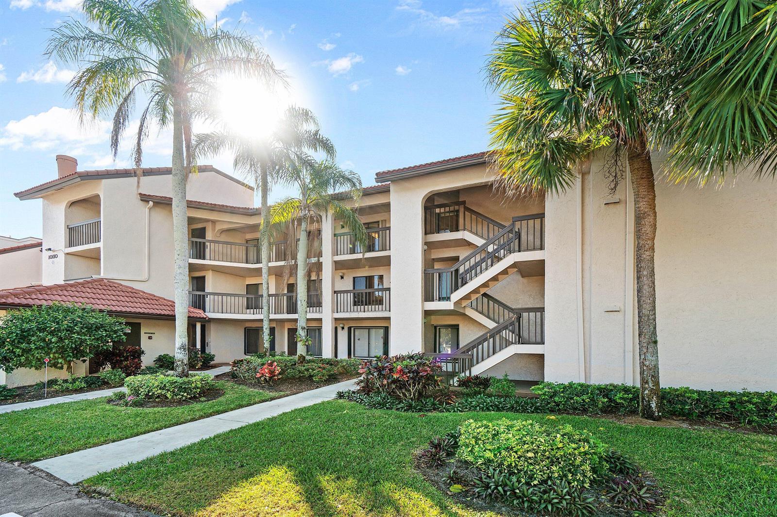 10110 Cedar Point Boulevard # 305, Boynton Beach FL 33437 photo 2