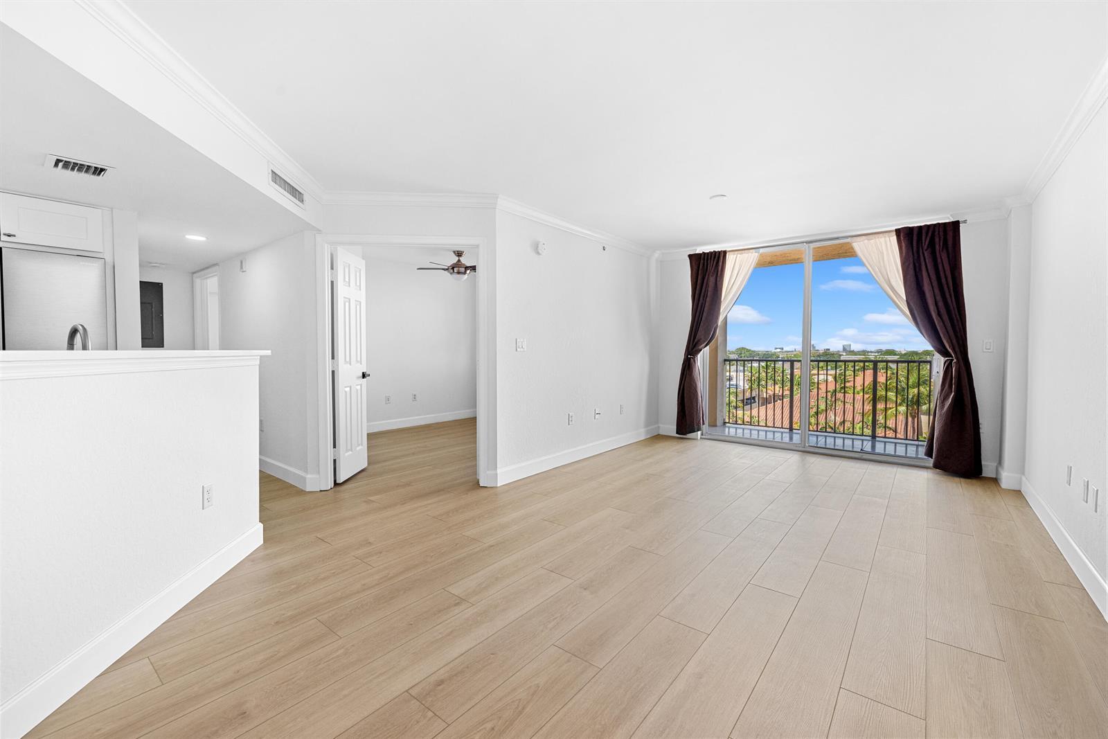 1801 N Flagler Drive # 824, West Palm Beach FL 33407 photo 4