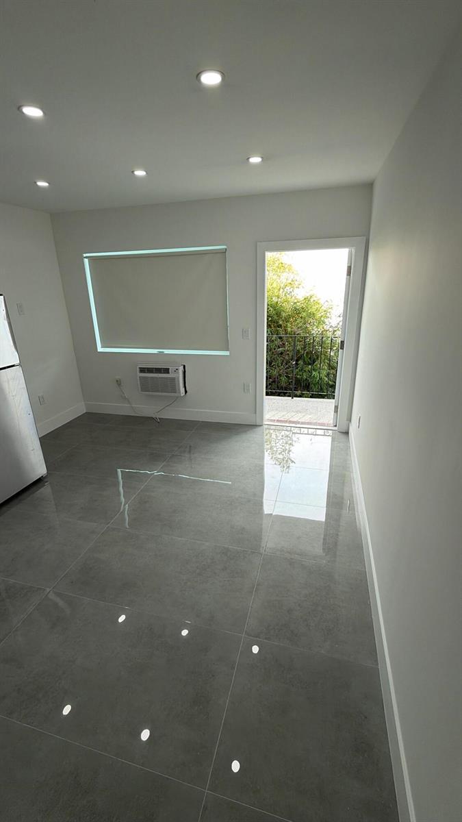 935 Jefferson Avenue # 10, Miami Beach FL 33139 photo 4
