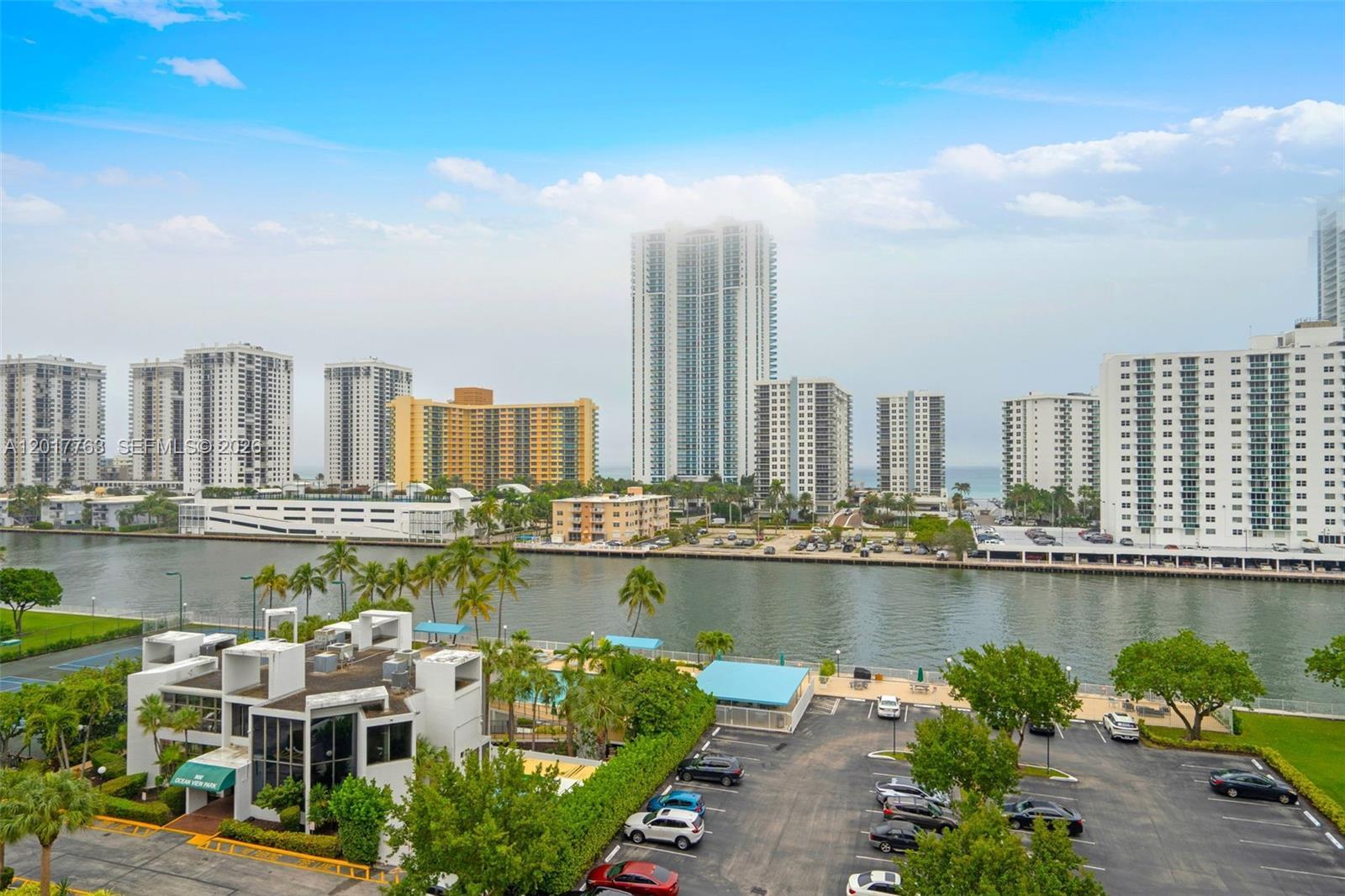 800 Parkview Dr # 906, Hallandale Beach FL 33009 photo 2