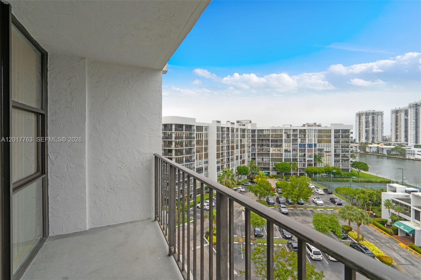 800 Parkview Dr # 906, Hallandale Beach FL 33009 photo 5