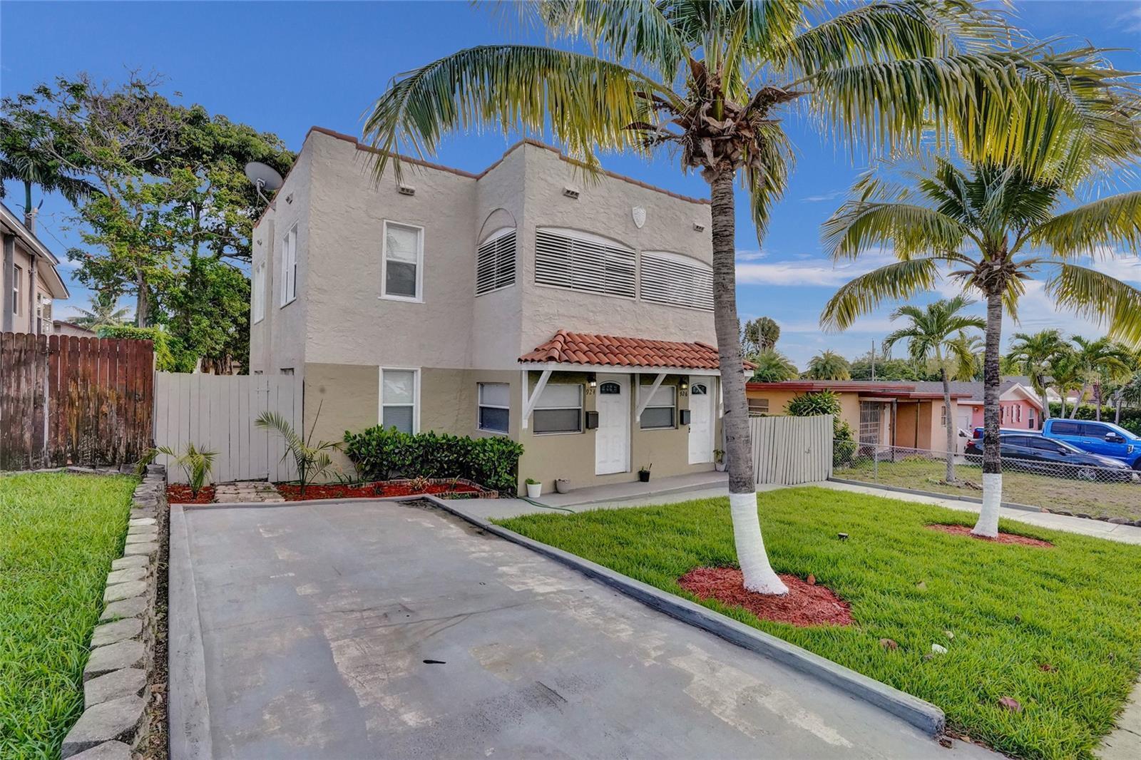 924 Mcintosh Street, West Palm Beach FL 33405 photo 3