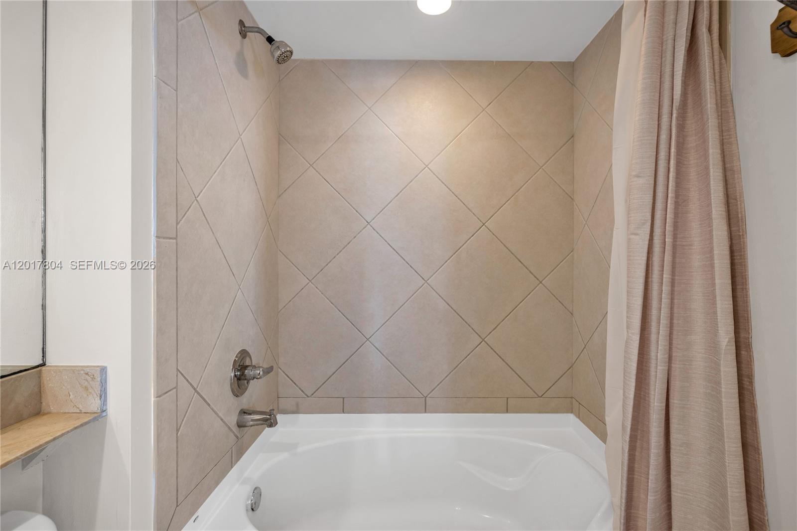 335 S Biscayne Blvd # 2706, Miami FL 33131 photo 5