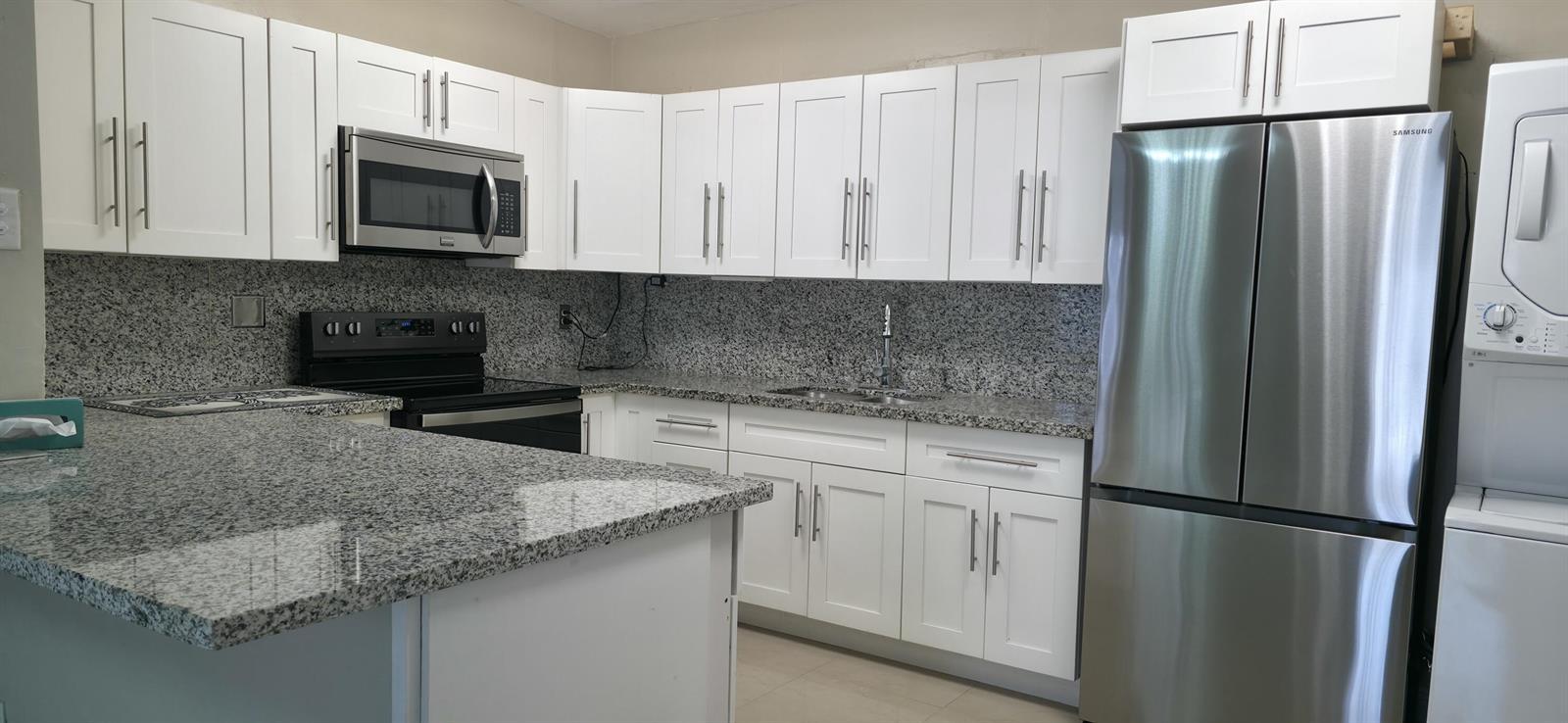 1203 Chateau Park Drive, Fort Lauderdale FL 33311 photo 2