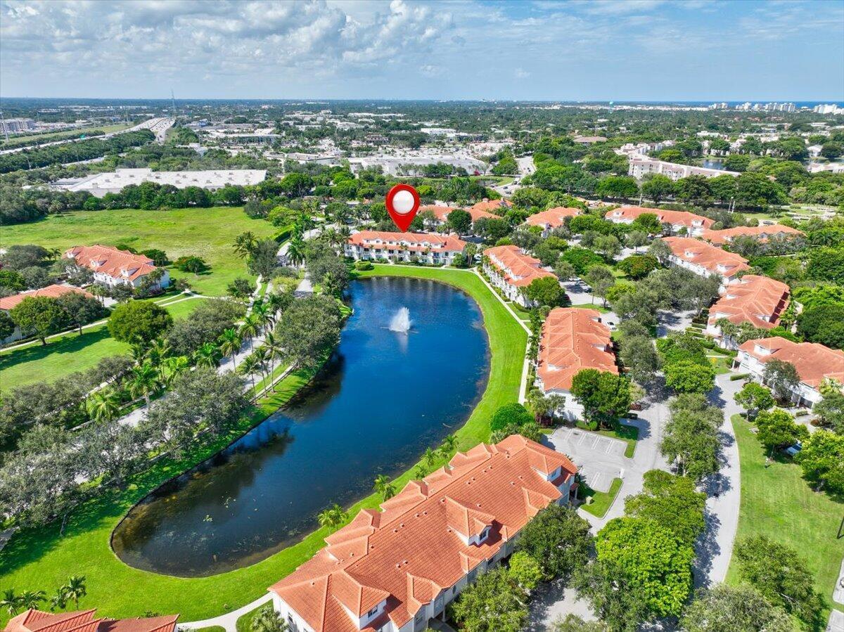 2012 Alta Meadows Lane # 103, Delray Beach FL 33444 photo 2