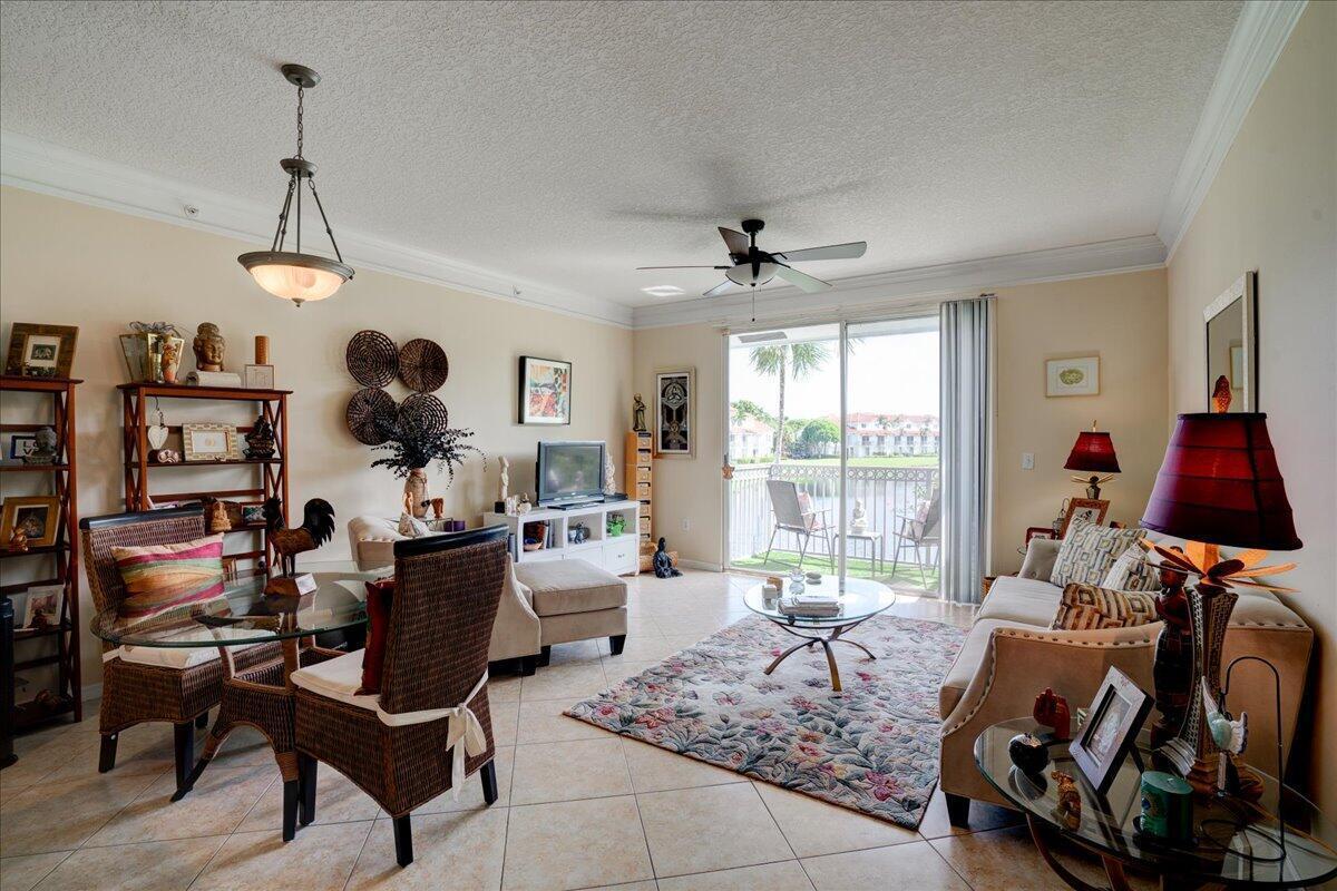 2012 Alta Meadows Lane # 103, Delray Beach FL 33444 photo 5