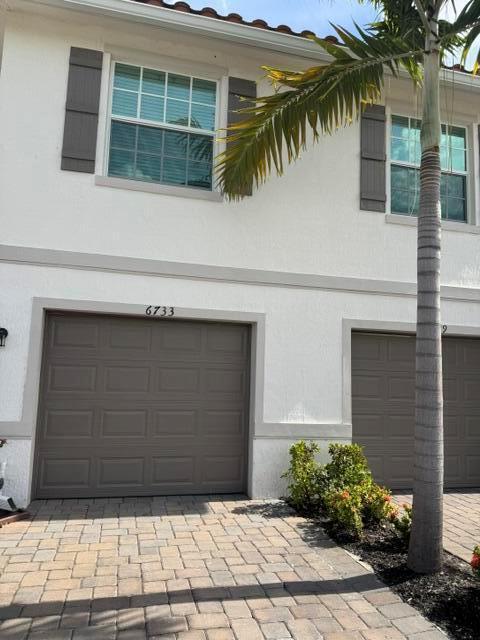 6733 Broadwater Lane, FL 33467 photo 2