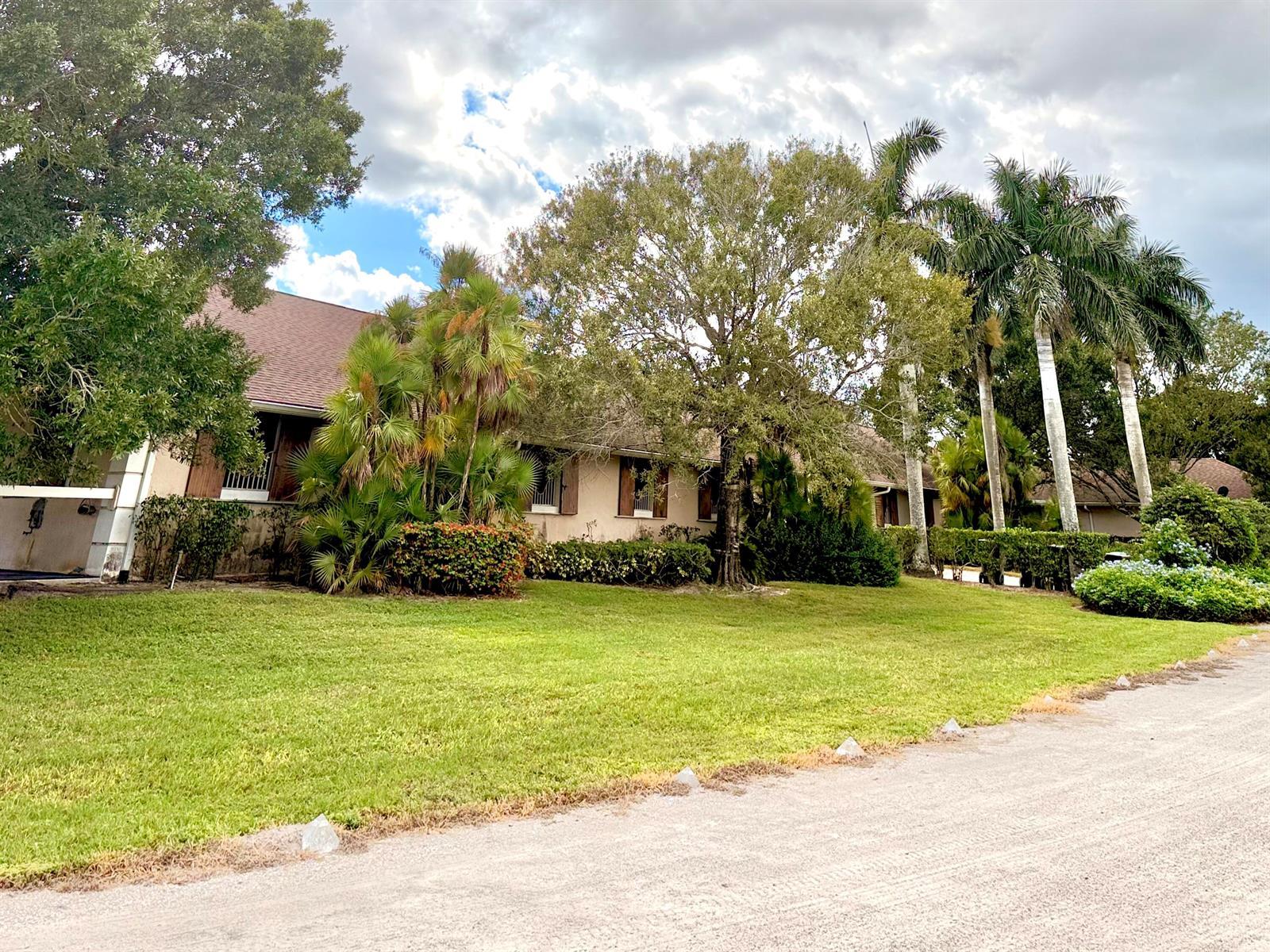 13060 52nd Place S, Wellington FL 33449 photo 3